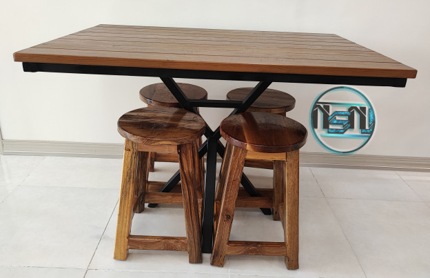 میز غذاخوری چوبی فلزی